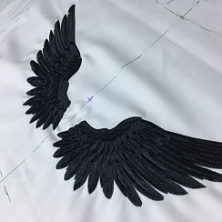 Крылья сложная вышивка на заказ